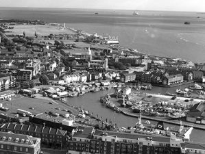 Old Portsmouth; the Camber; Camber Right of Way; Spinnaker Tower